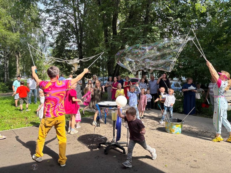 Подведены итоги IV областного конкурса "Многодетная семья - будущее Вологодчины"